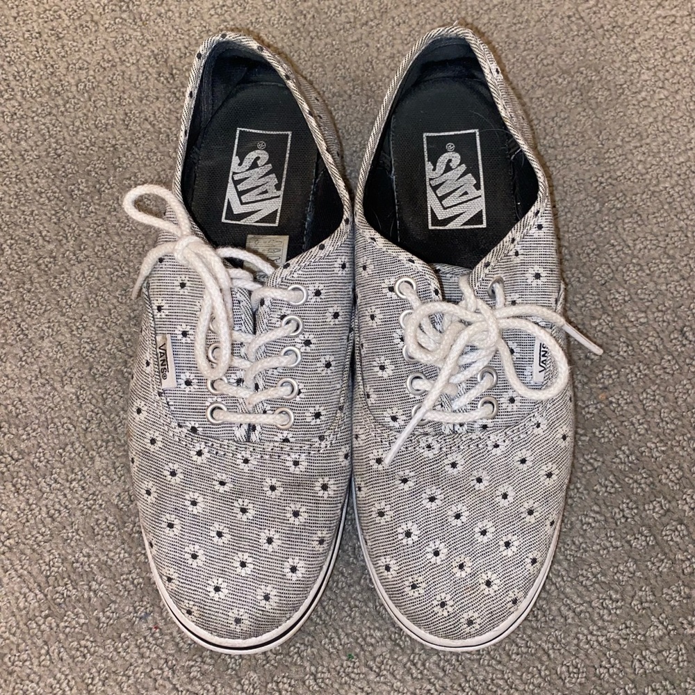 Black and White Daisy Vans